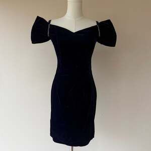 Vintage 80s Roberta Navy Blue Velvet Off-The-Shoulder Mini Dress